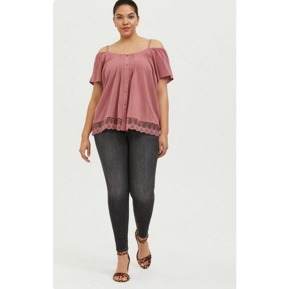 Torrid Dusty Rose Challice Cold Shoulder Button Blouse Plus Size 3X 22/24 - Picture 1 of 11